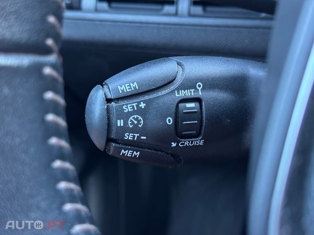 Peugeot 3008 1.6 HDi Active Pack Business