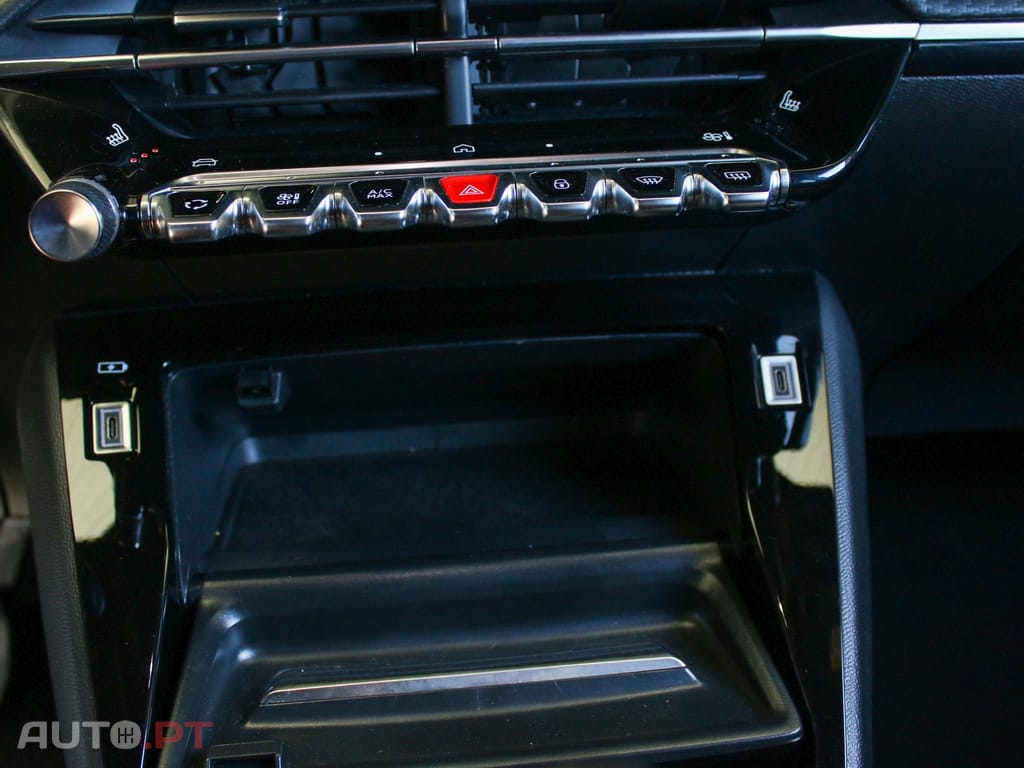 Peugeot 2008 1.2 PureTech Allure