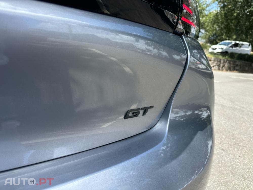 Peugeot E-208 50 kWh GT Pack