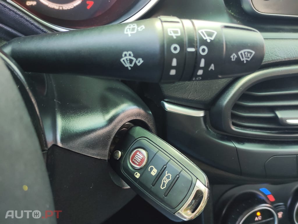 Fiat Tipo 1.3 M-Jet Lounge