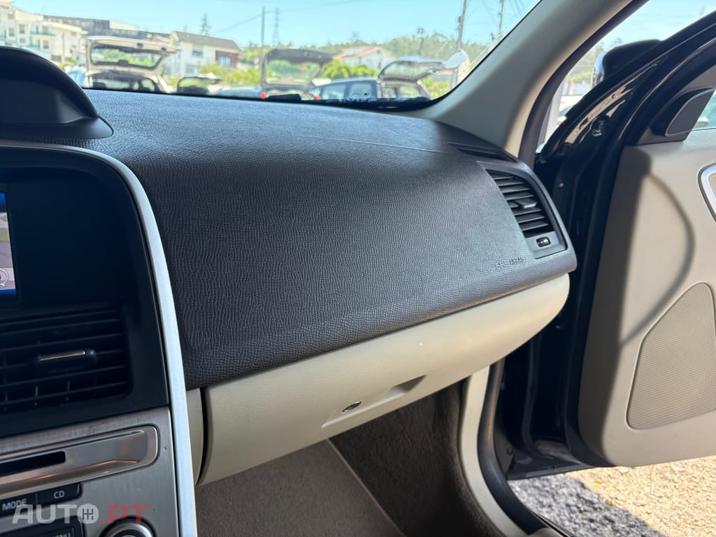 Volvo XC60 D5 Momentum