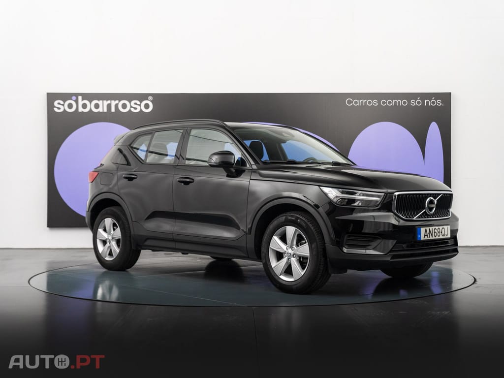 Volvo XC40 1.5 T2 Momentum Core