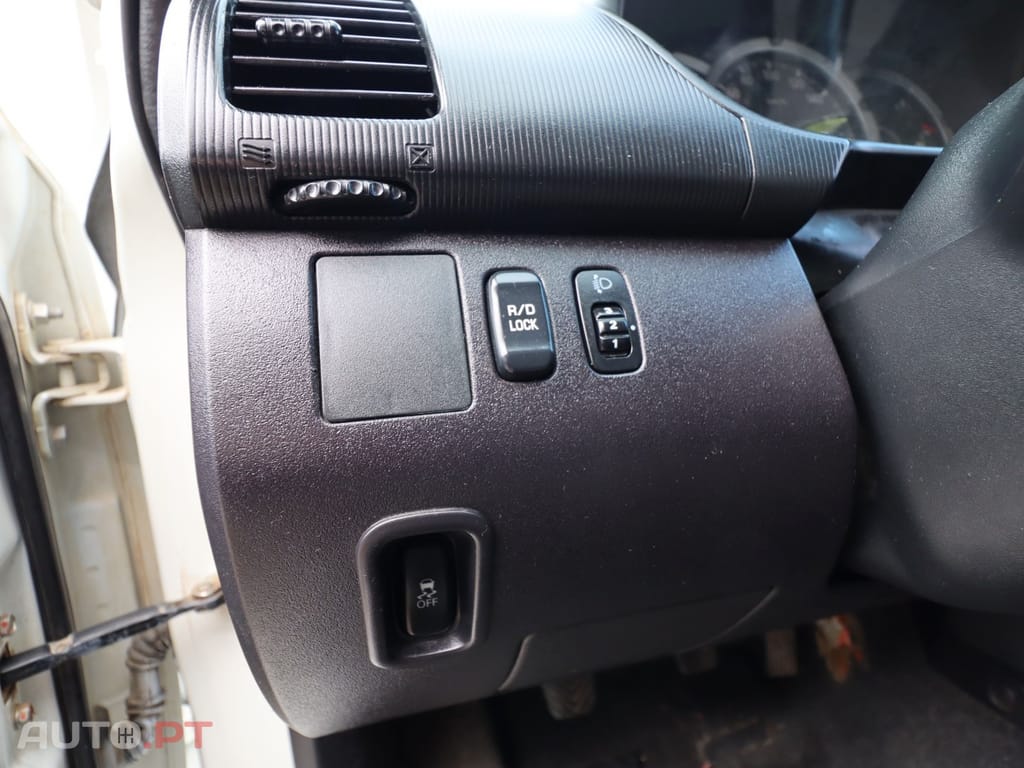 Mitsubishi L200 2.5 DI-D Club In.AC 3L 4WD