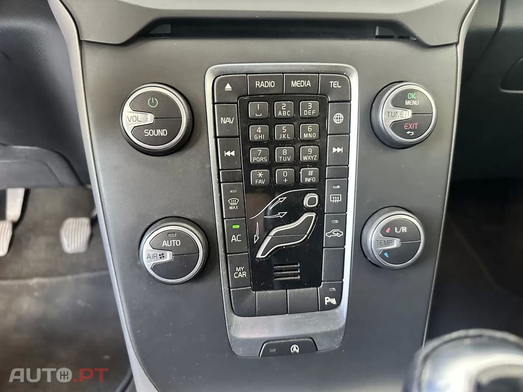 Volvo V40 1.6 D2 Momentum Eco