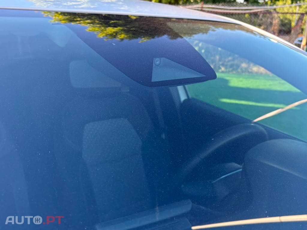Renault Clio 𝙑 𝟭.𝟬 𝙏𝘾𝙚 𝙀𝙫𝙤𝙡𝙪𝙩𝙞𝙤𝙣 𝘽𝙞-𝙁𝙪𝙚𝙡