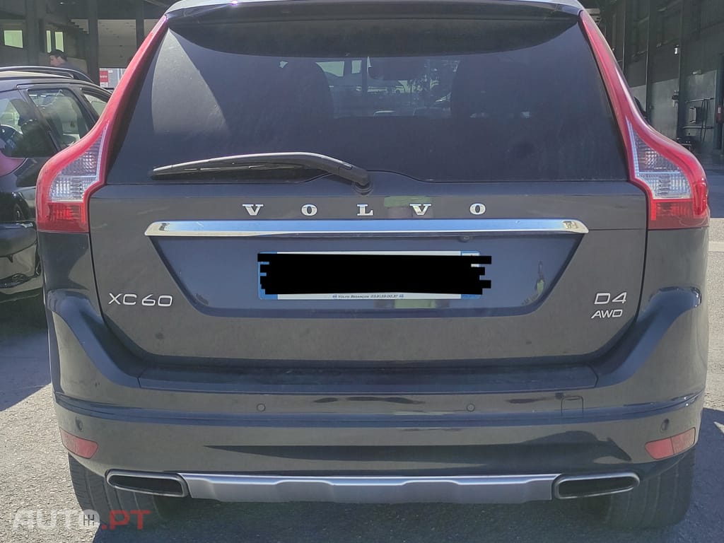 Volvo XC60 D4 AWD Xenium Geartronic 181 CV