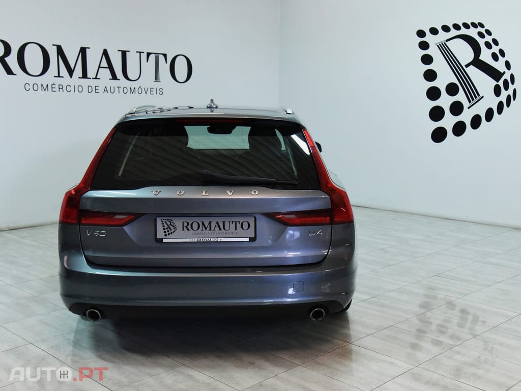 Volvo V90 2.0 D4 Momentum Geartronic
