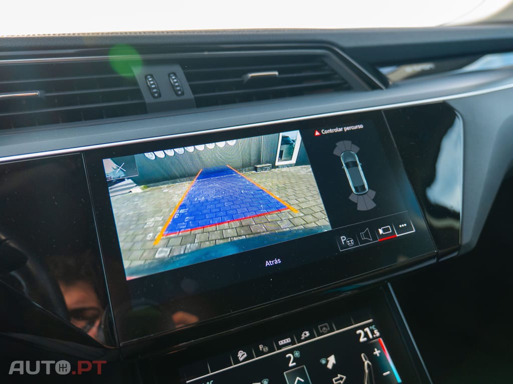 Audi Q8 E-Tron 55 quattro Advanced