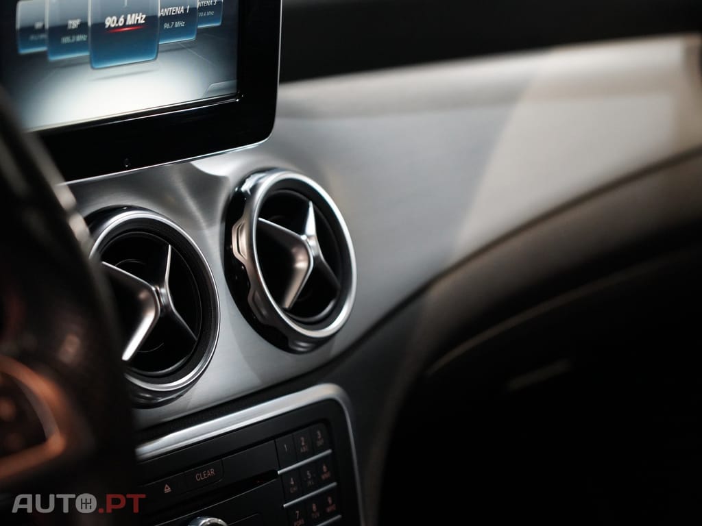 Mercedes-Benz GLA 180 CDi AMG Line