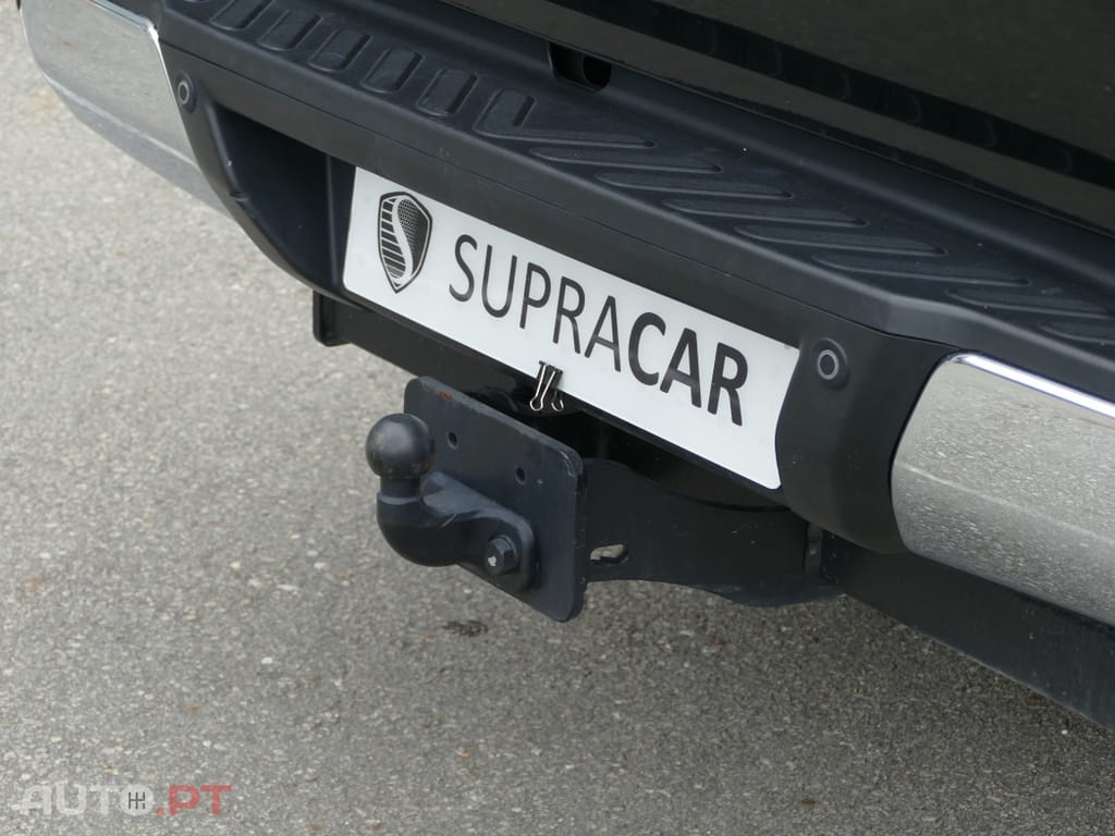 Nissan Navara 2.3 dCi CD 4WD Tekna