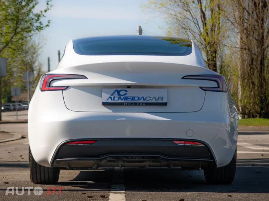 Tesla Model 3 Tração Traseira Premium
