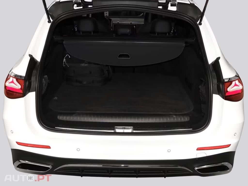 Mercedes-Benz E 300 e T AMG I.V.A DEDUTIVEL 