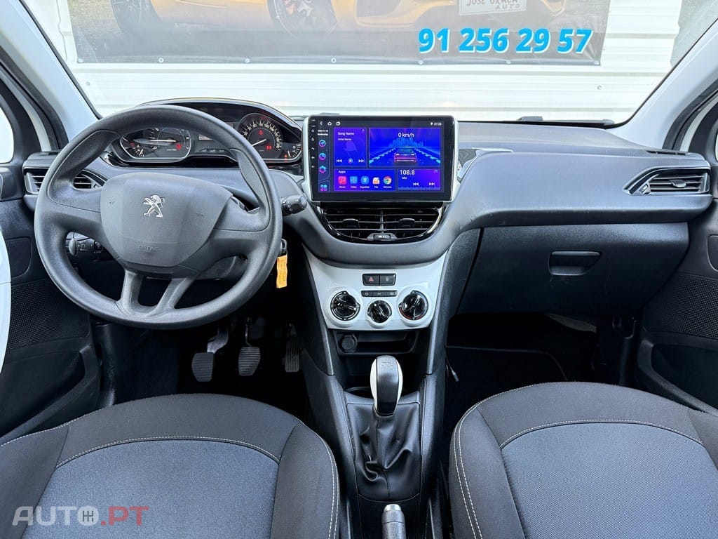 Peugeot 208 PureTech 68 Like