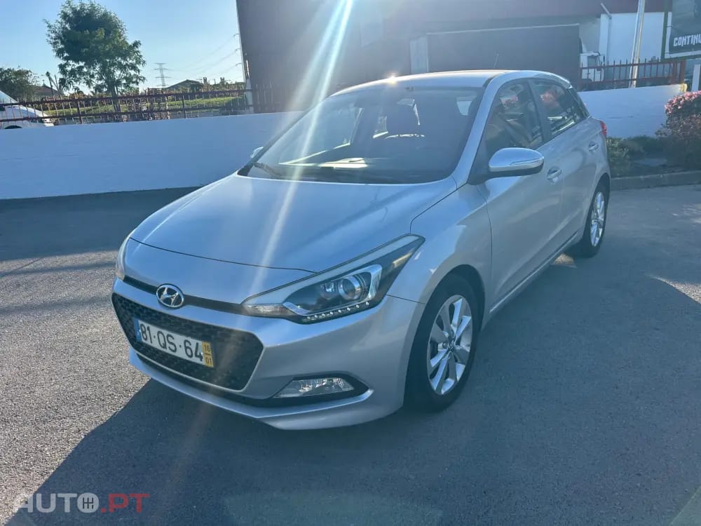 Hyundai i20 1.1 CRDi Comfort+Pack Look+JLL16