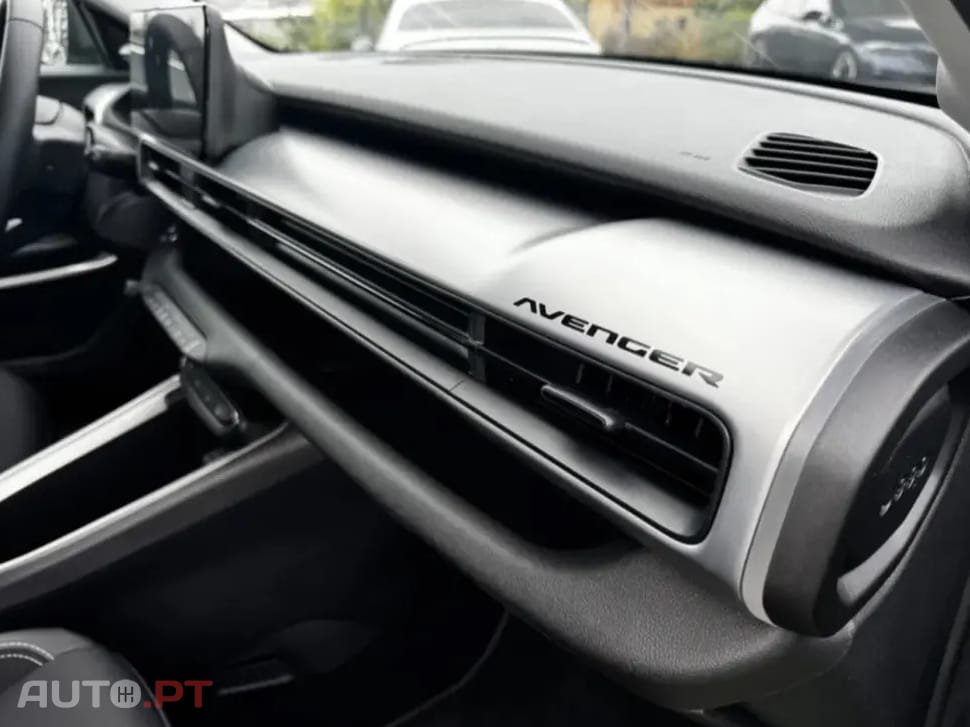 Jeep Avenger 54 kWh Summit