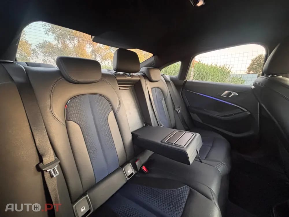 BMW 216 d Pack Desportivo M