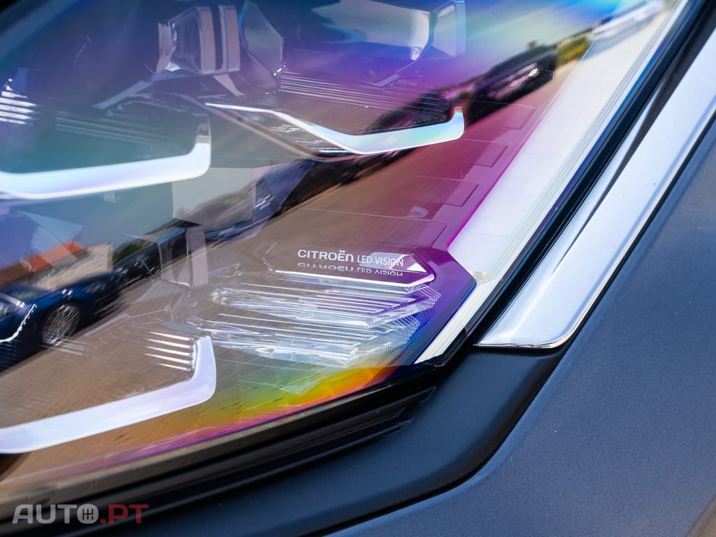 Citroen C4 X 1.2 PureTech Shine EAT8