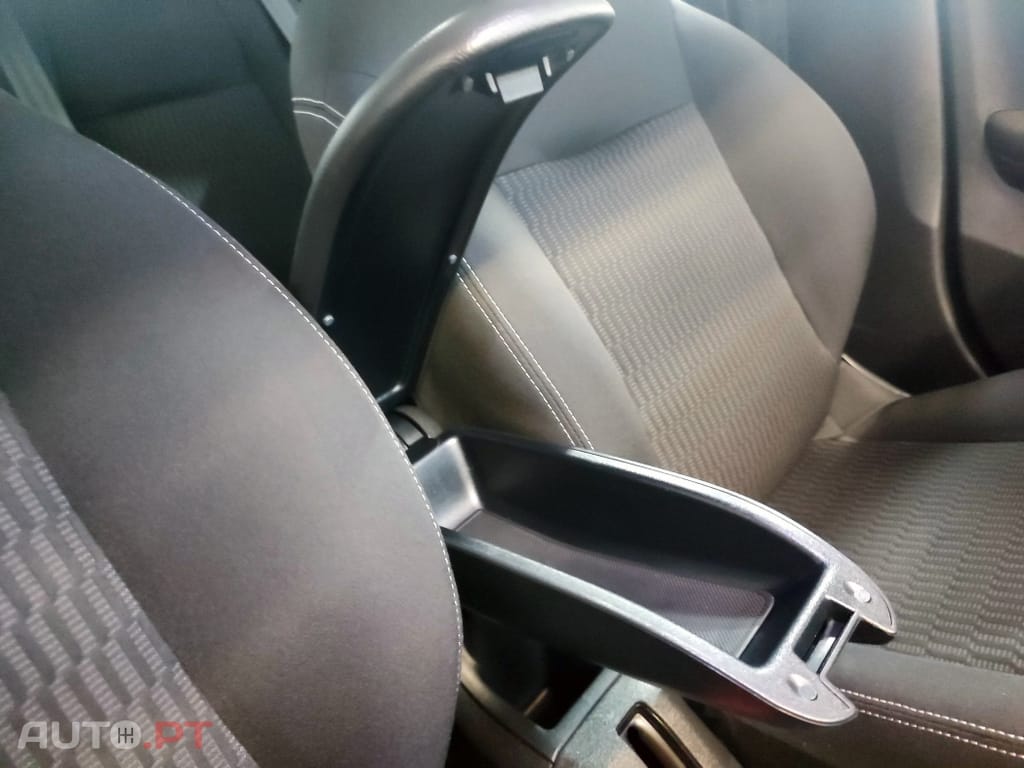 Peugeot 208 ACTIVE