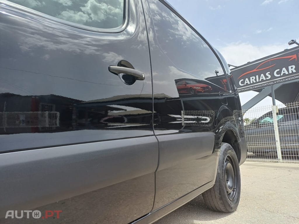 Citroen Berlingo 1.6 HDi Automática 3 Lug.
