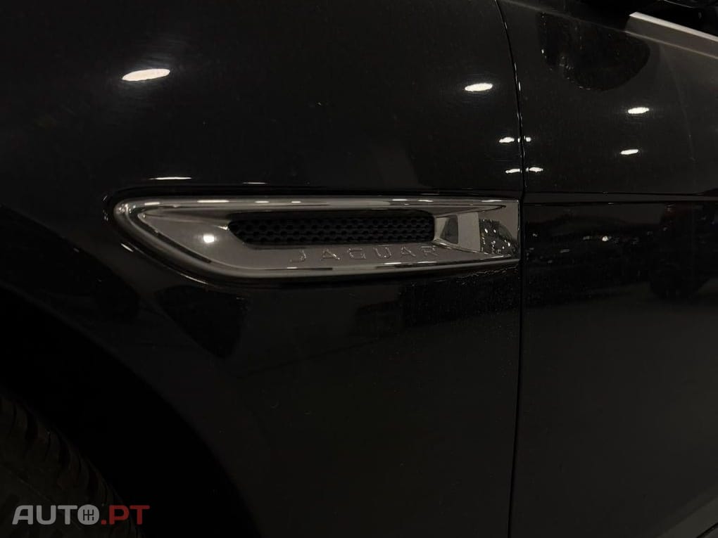 Jaguar XE 2.0 D Prestige Aut.