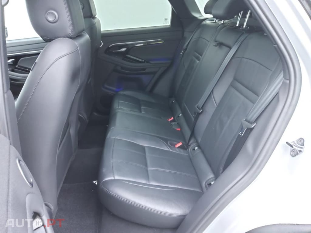 Land Rover Evoque 1.5 P300e AWD R-Dynamic S Auto