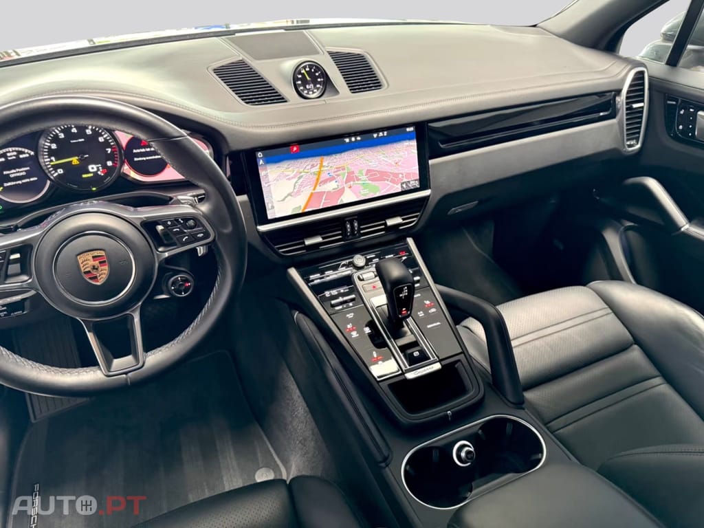 Porsche Cayenne I.V.A DEDUTIVEL E-HYBRID SPORT