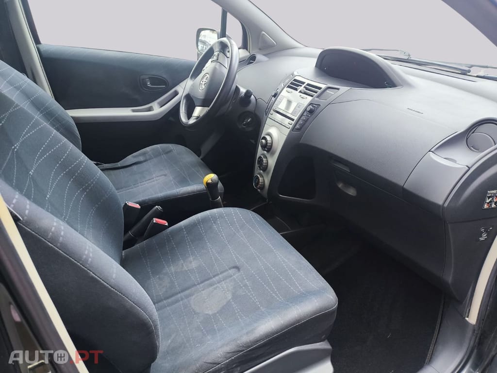 Toyota Yaris 1.4D 4D