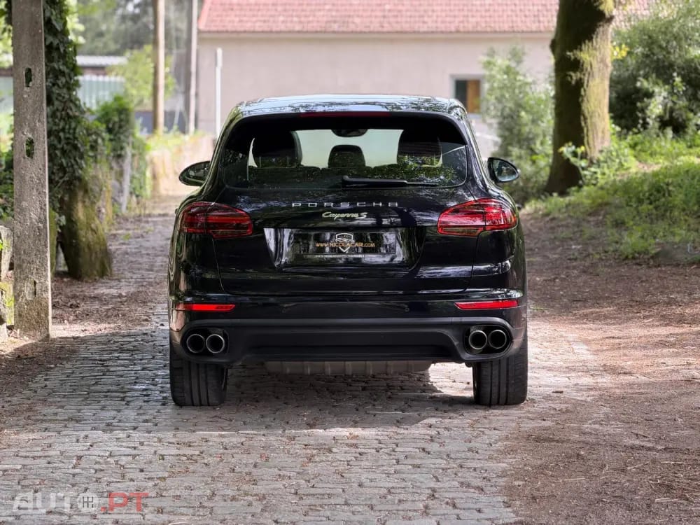 Porsche Cayenne S E-Hybrid Platinum Edition