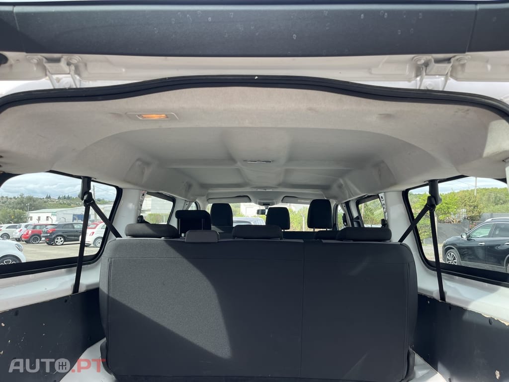 Peugeot Traveller 1.5 BlueHDi L3H1 Business Long