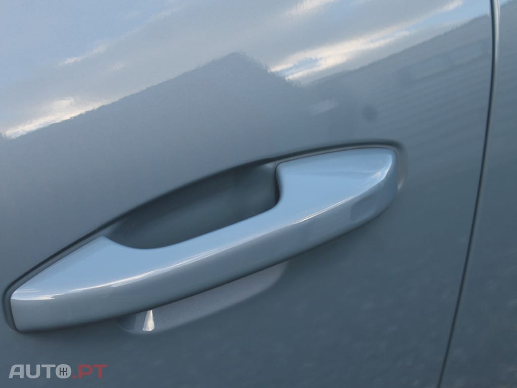 Volvo XC40 1.5 T4 PHEV Core