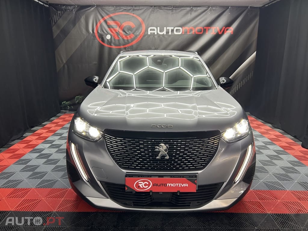 Peugeot 2008 1.2 PureTech Allure EAT8