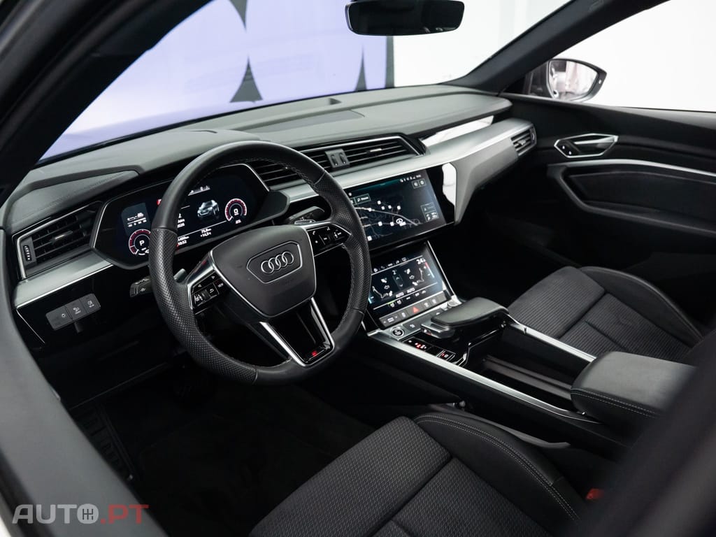 Audi E-Tron 55 quattro S line