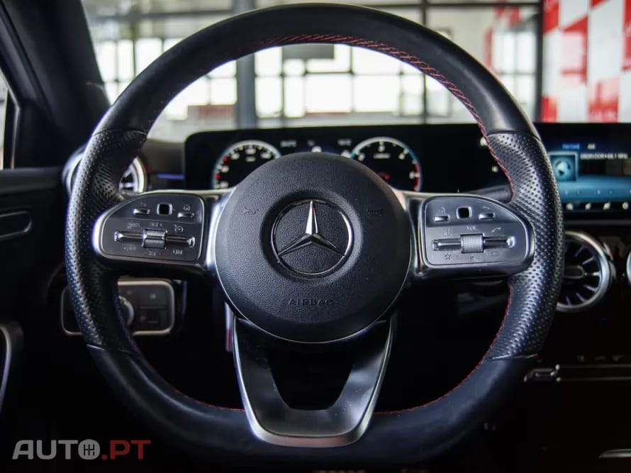 Mercedes-Benz A 180 d AMG Line