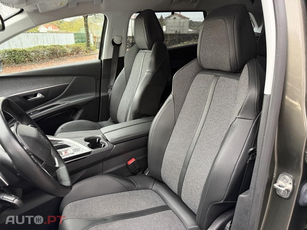 Peugeot 5008 1.5 BlueHDi Allure Pack EAT8