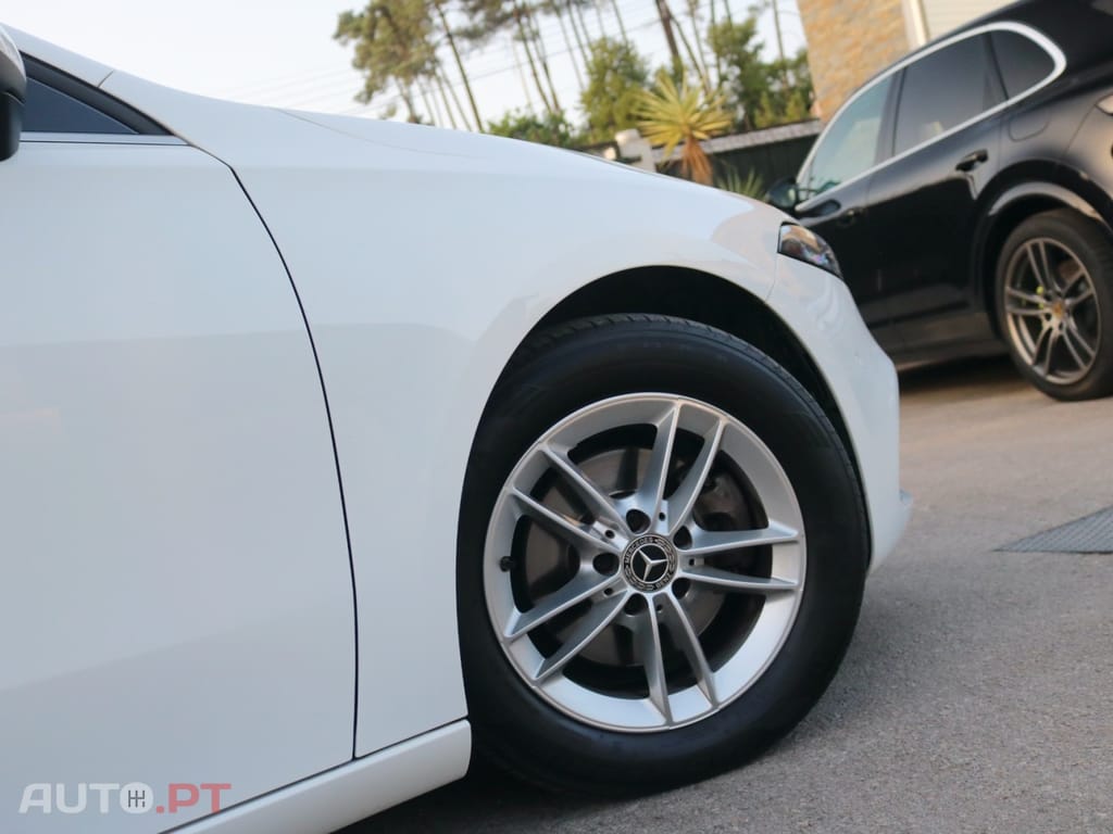 Mercedes-Benz A 180 d Style Plus Aut.