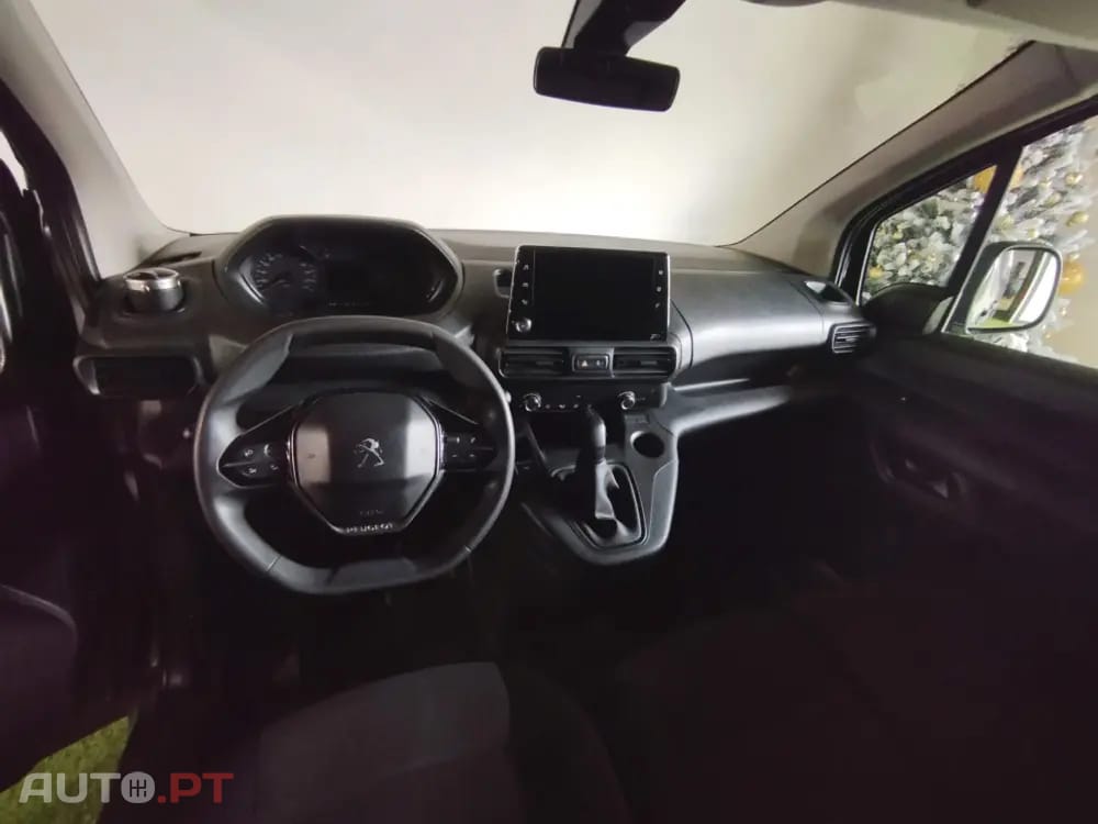 Peugeot Partner 1.5 Blue-HDI Premiun 3Lug