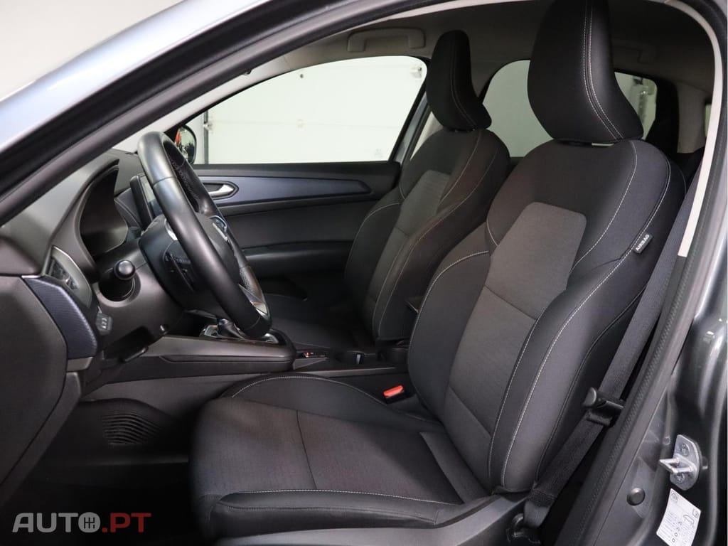 Renault Arkana 1.3 TCe Intens EDC