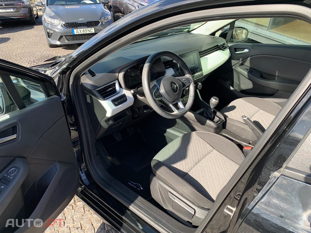 Renault Clio 1.0 TCe Techno Bi-Fuel