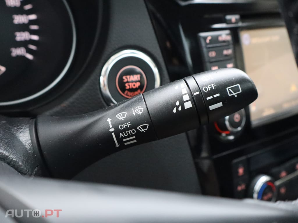 Nissan Qashqai 1.5 dCi N-Connecta
