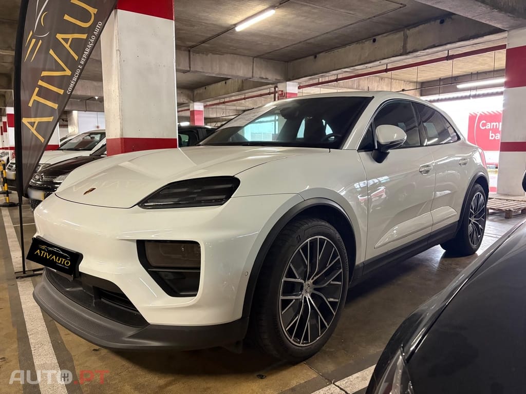 Porsche Macan Standard