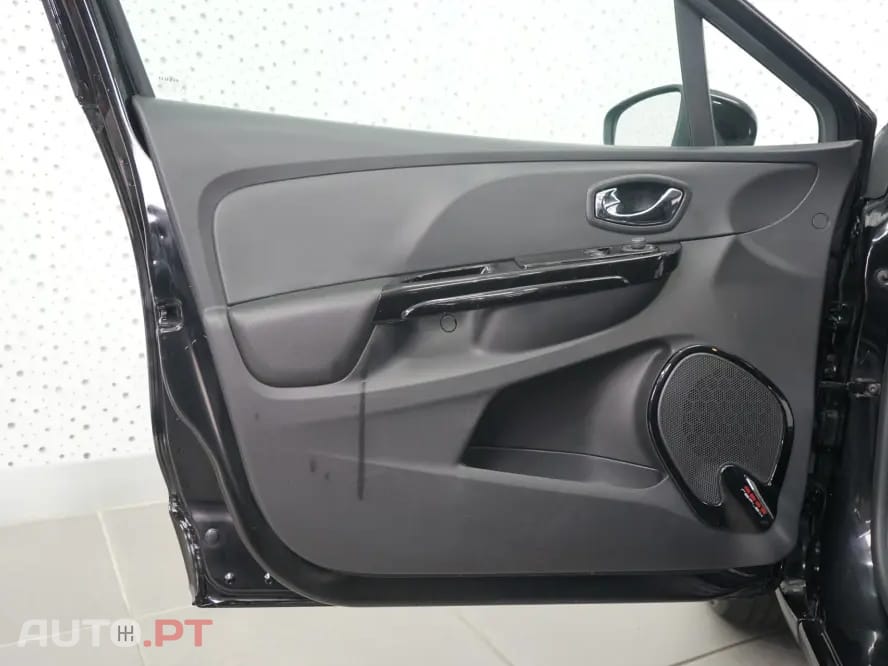 Renault Clio 0.9 TCe Limited Edition