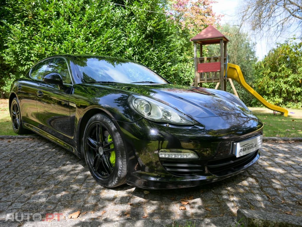 Porsche Panamera S Hybrid J19