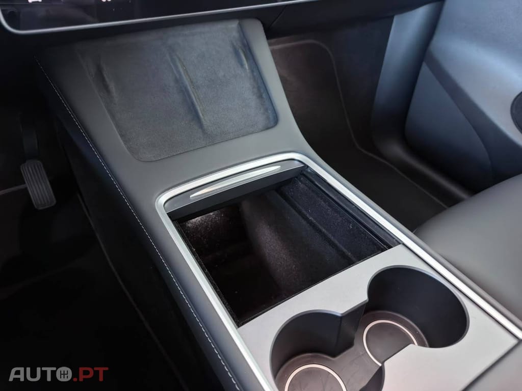 Tesla Model Y Tração Traseira