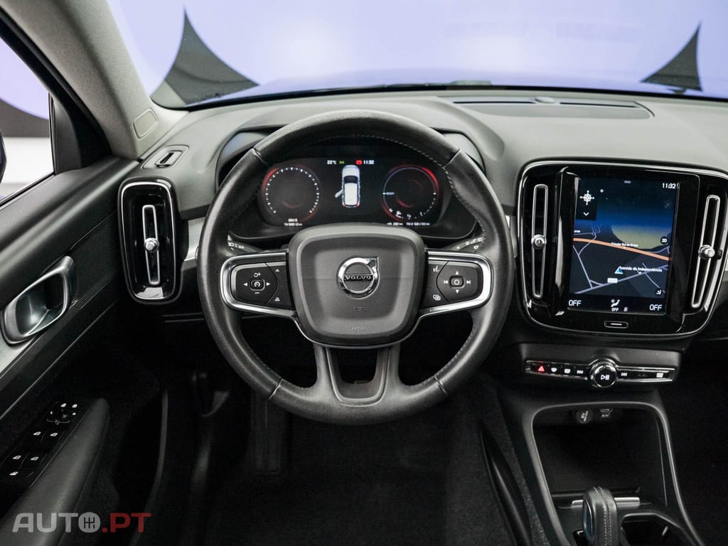 Volvo XC40 1.5 T5 PHEV Momentum