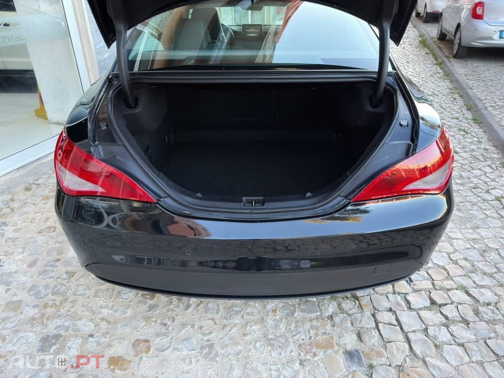 Mercedes-Benz CLA 180 CDi Urban
