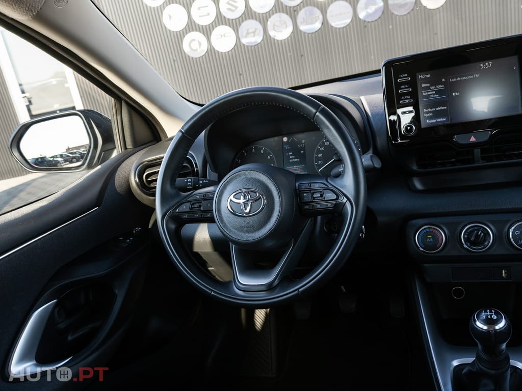 Toyota Yaris 1.0 VVT-i Comfort Plus