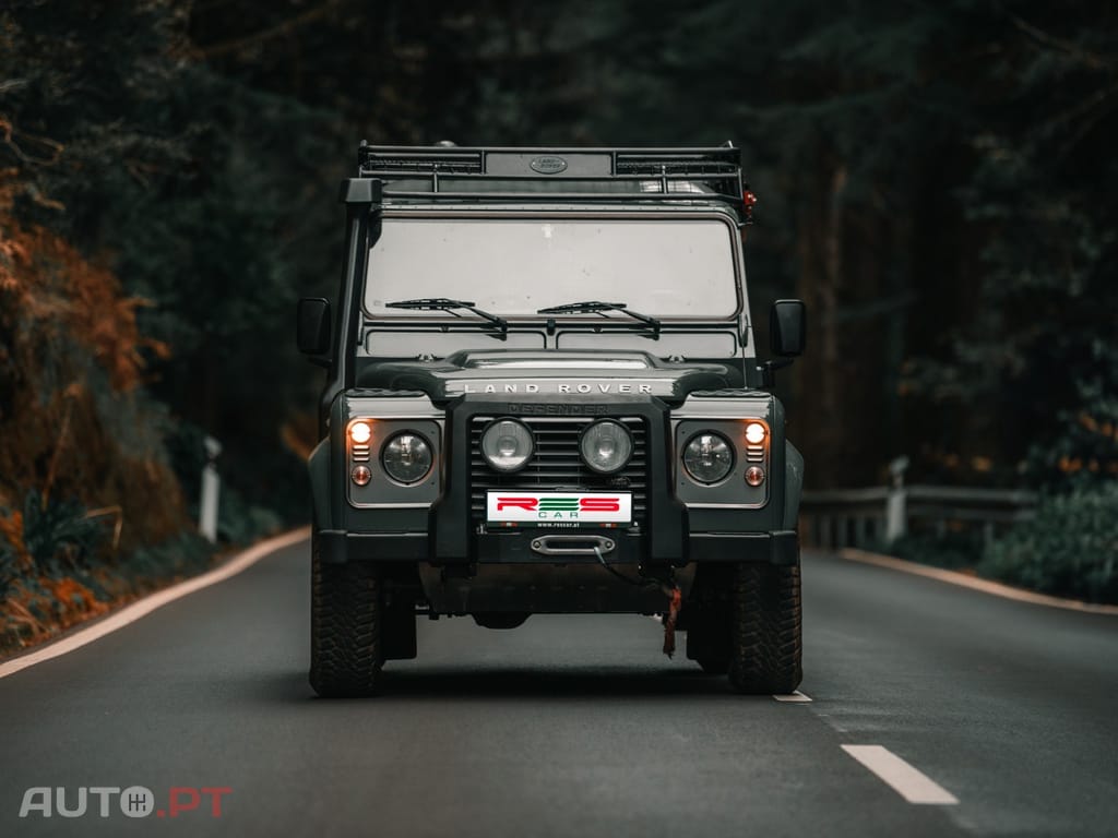 Land Rover Defender Blaser Edition "One of 60"