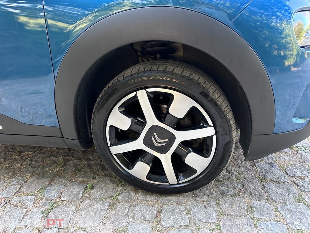 Citroen C4 Cactus 1.2 PureTech Shine
