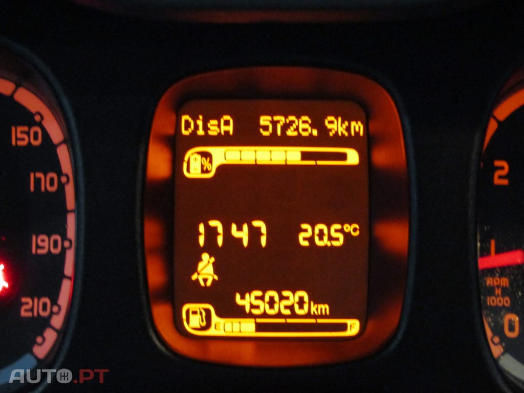 Fiat Panda 1.0 Hybrid Cross