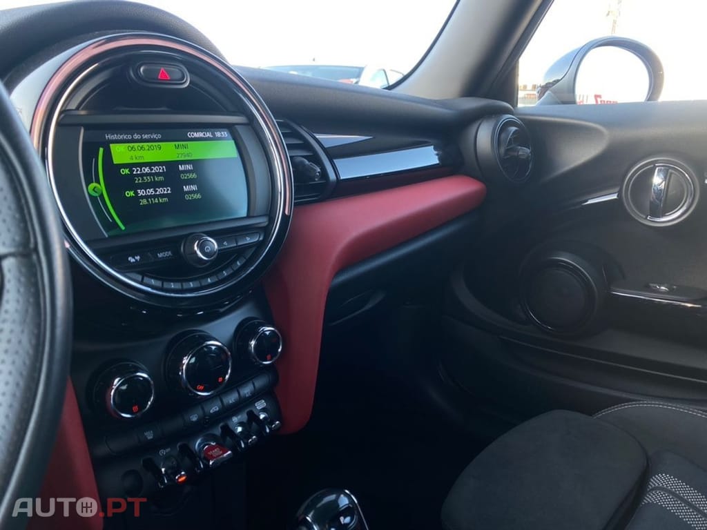 MINI Cooper Auto. John Works